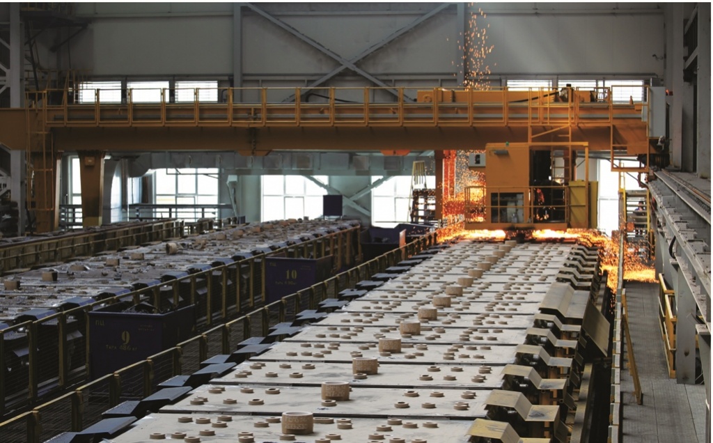 литейный цех 1 бежицкой стали. бежицкая сталь завод. литейный цех бежицкая сталь. стальзавод бежицкая сталь. проходные бежицкая сталь.